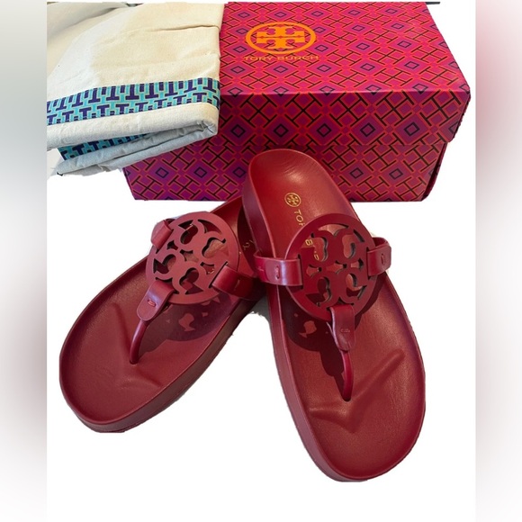 NWT Authentic Tory Burch Miller Cloud Red Leather Thong Sandals Size 11 M - Picture 3 of 16